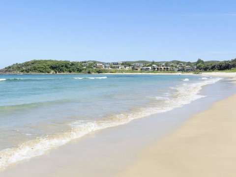 Bombora @ Fingal Bay - E Caravan Parks 3
