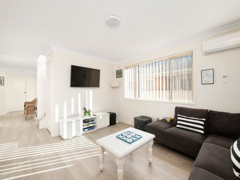Bombora @ Fingal Bay - E Caravan Parks 0