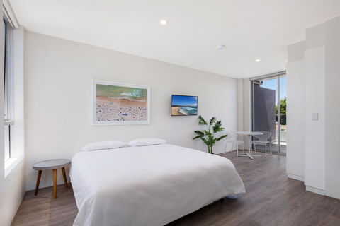 Bondi Beach Studio Penthouse Suite + Balcony - E Caravan Parks 0