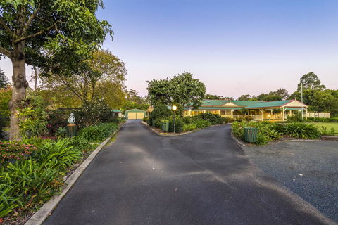 Bonville Lodge Bed & Breakfast - E Caravan Parks 2
