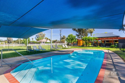 Boomerang Way Tourist Park - E Caravan Parks 0