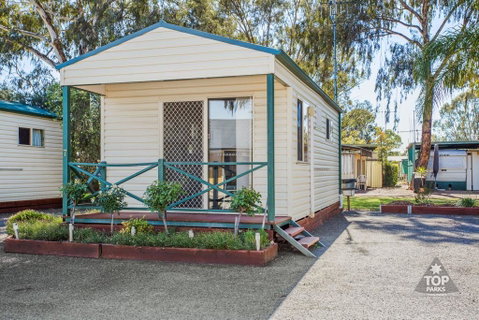 Boomerang Way Tourist Park - E Caravan Parks 2