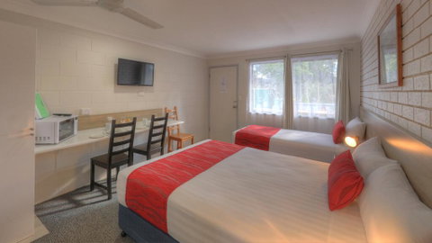 Boonah Motel - E Caravan Parks 3