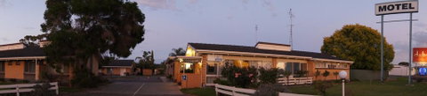 Bordertown Dukes Motorinn - E Caravan Parks 0