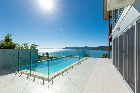 Botanica Breezes Whitsunday - E Caravan Parks 1