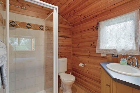 Bourndaroo Lodge - E Caravan Parks 3