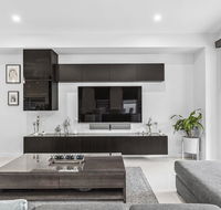 BOUTIQUE STAYS - Edinburgh Place - E Caravan Parks