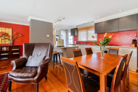 Boutique Stays - Sandy Haven C - E Caravan Parks 1