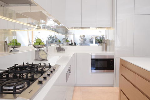 Boutique Stays - The Residence, Brighton Luxury Apartment - E Caravan Parks 2