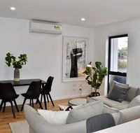 Brand New 2 Bed Apartment with Stunning City Views - E Caravan Parks