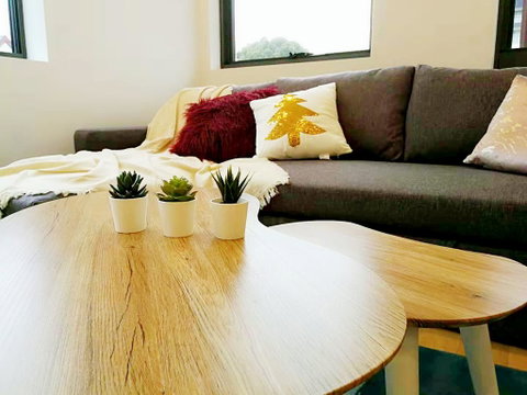 Brand New Apartment Next To Shopping Center - E Caravan Parks 2