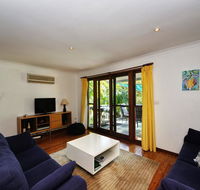 Brilliant Location - E Caravan Parks