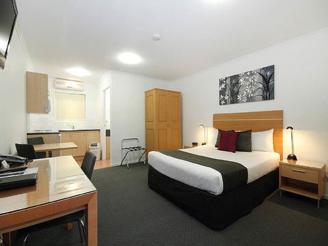 Browns Plains Motor Inn - E Caravan Parks 0