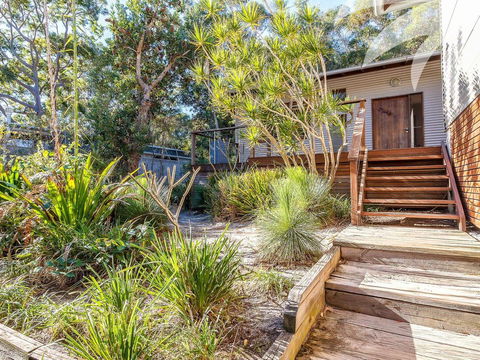 Buccoo - E Caravan Parks 1
