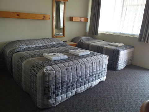 Bucketts Way Motel Gloucester - E Caravan Parks 0
