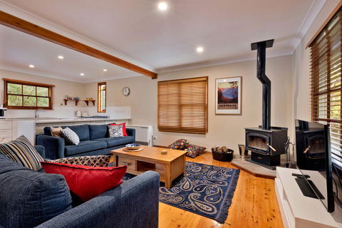 Bunyip Cottage - E Caravan Parks 2
