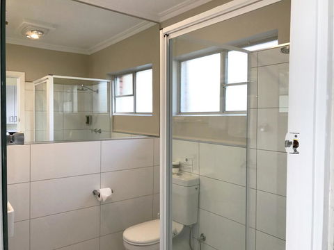 Burnie Airport Motel - E Caravan Parks 1