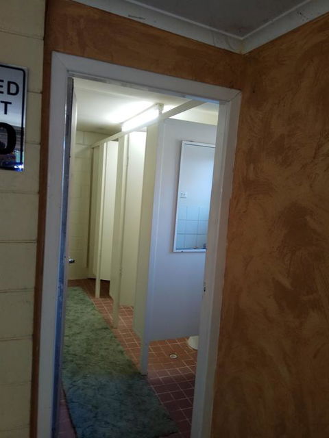 Burt St Gardens - E Caravan Parks 3