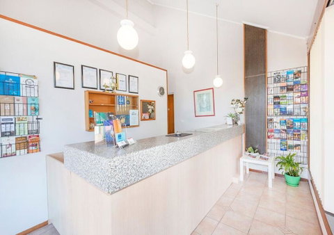 Burwood East Motel - E Caravan Parks 2