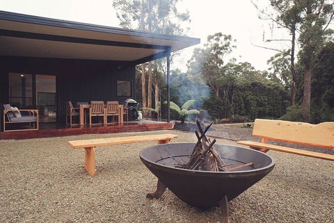 Bush & Beach Family Retreat - E Caravan Parks 0