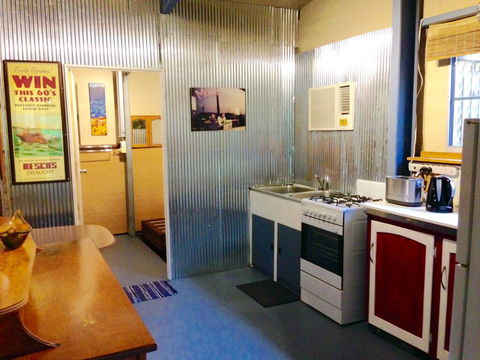 Butterfly Studio - E Caravan Parks 3