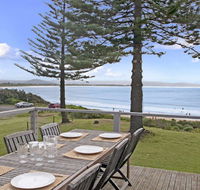 By the Sea - SPECIAL OFFER 3 FOR 2 - E Caravan Parks