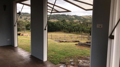 BYRON BAY New! SUNSET COTTAGE - E Caravan Parks 2