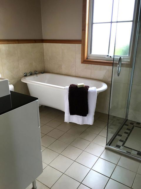 Cable Station Accommodation - E Caravan Parks 3