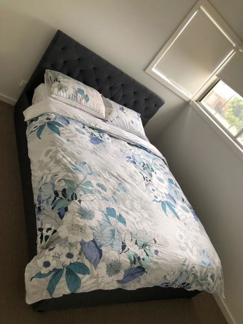 Cairnlea St Albans Townhouse - E Caravan Parks 3