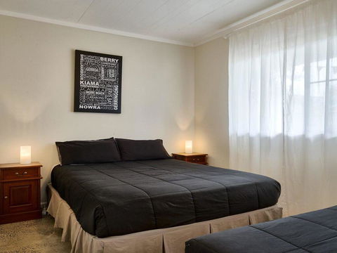 Callala Dreaming - Mid Century Beach House - E Caravan Parks 2