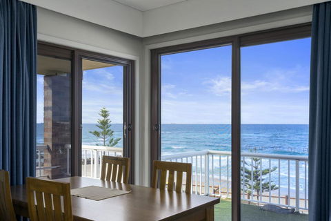 Calypso, Unit 5 - The Entrance - E Caravan Parks 0