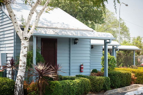 Canberra Ave Villas - E Caravan Parks 0