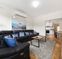 Captains Cottage - E Caravan Parks
