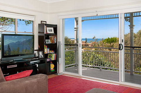 Carolyn's Beach House - E Caravan Parks 2