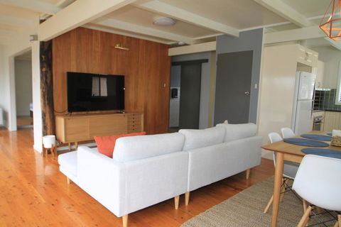 Cater Waterfront - E Caravan Parks 2