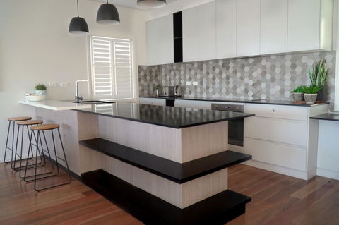 Caves Coastal - E Caravan Parks 2