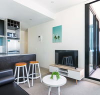 Central and Modern Apartment in Melbourne CBD - E Caravan Parks