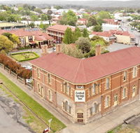 Central Springs Inn