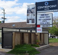 Centrepoint Motel - E Caravan Parks