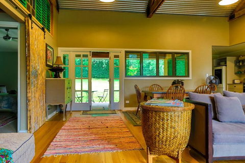 Chevys Rest - E Caravan Parks 1