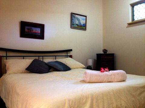 Chez Marguerites - E Caravan Parks 2