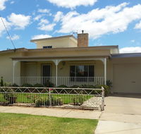 City Holiday Home Mildura - E Caravan Parks