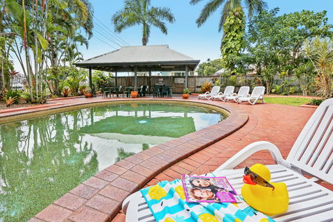 Citysider Cairns Holiday Apartments - E Caravan Parks 2