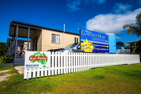 Clarence Head Caravan Park - E Caravan Parks 1