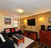 Close To The Main Surf Beach - E Caravan Parks