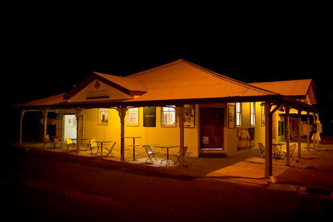 Club Boutique Hotel Cunnamulla - E Caravan Parks 0