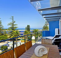Coast Luxury Apartment 24 - E Caravan Parks