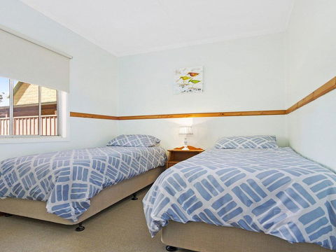 Coca Callala - 250m To The Beach - E Caravan Parks 3