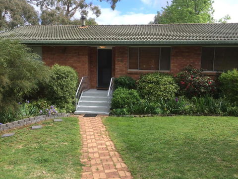 Cockatoo Corner - Armidale - E Caravan Parks 0