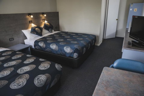 Colac Central Hotel-Motel - E Caravan Parks 1